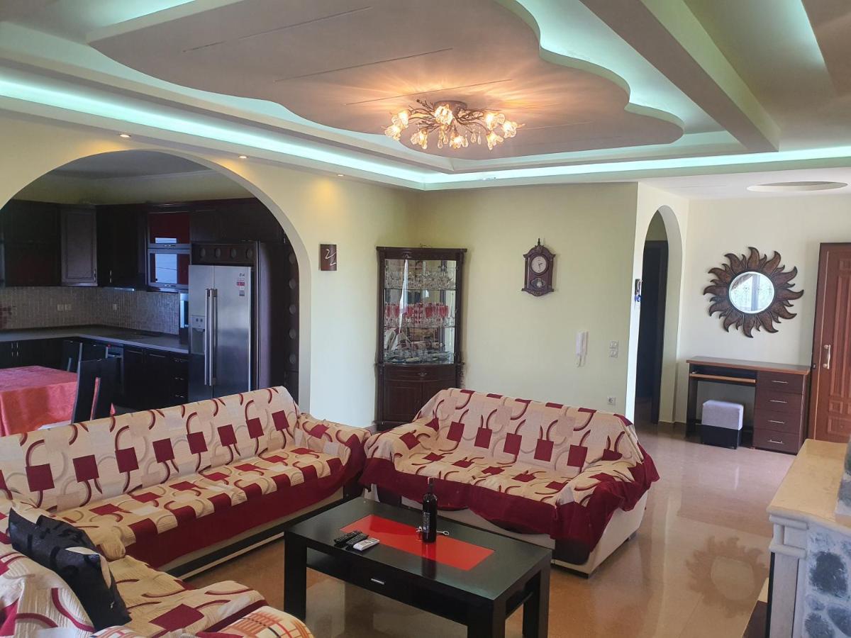 Mihal Suites Sarandë 외부 사진