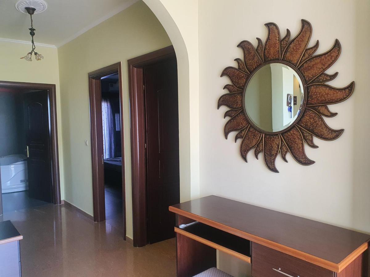 Mihal Suites Sarandë 외부 사진