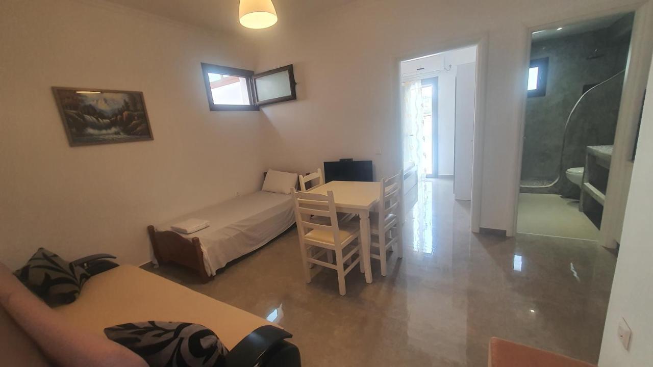 Mihal Suites Sarandë 외부 사진