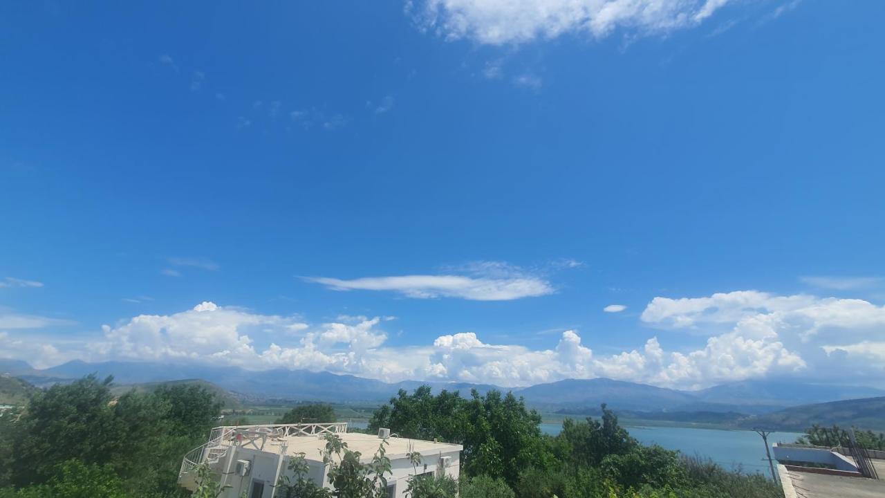 Mihal Suites Sarandë 외부 사진