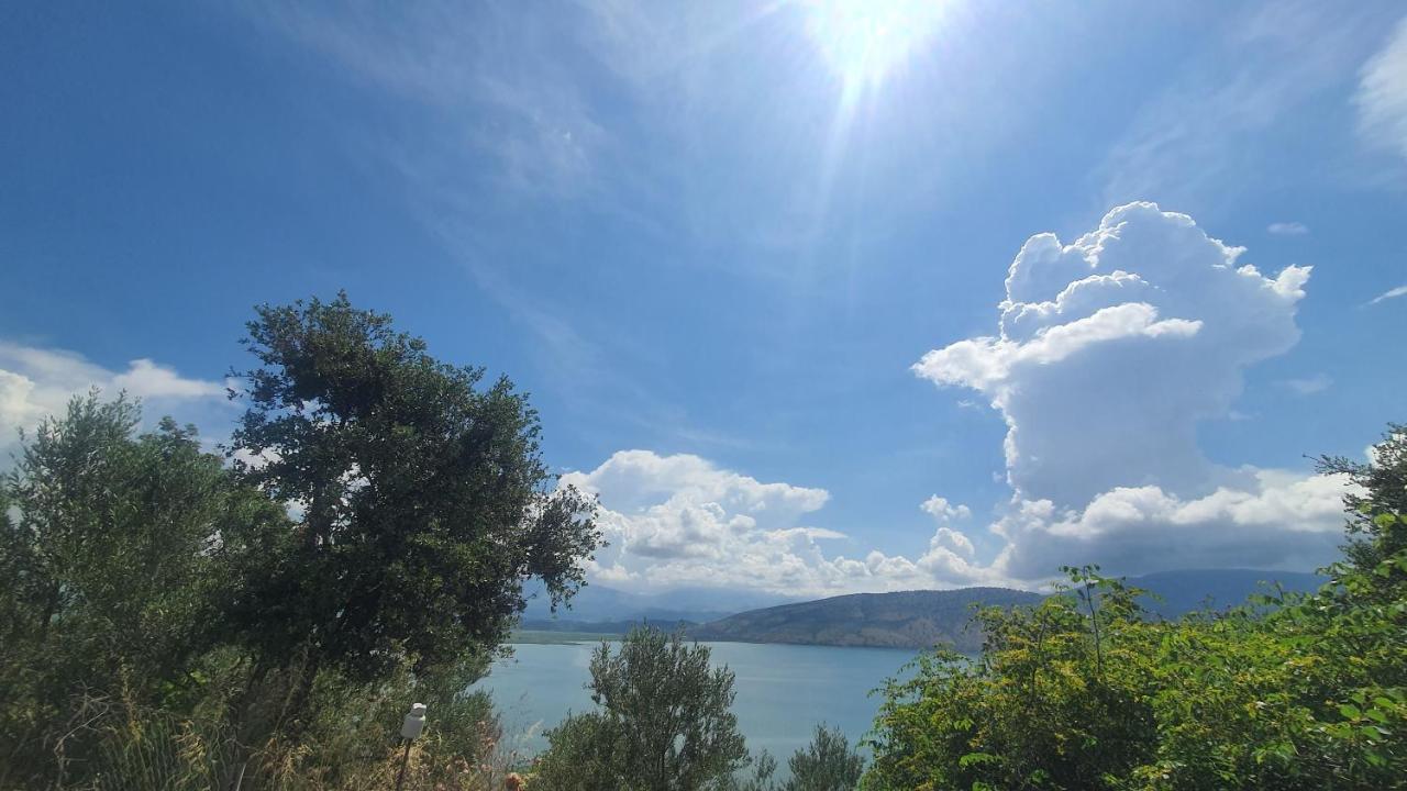 Mihal Suites Sarandë 외부 사진
